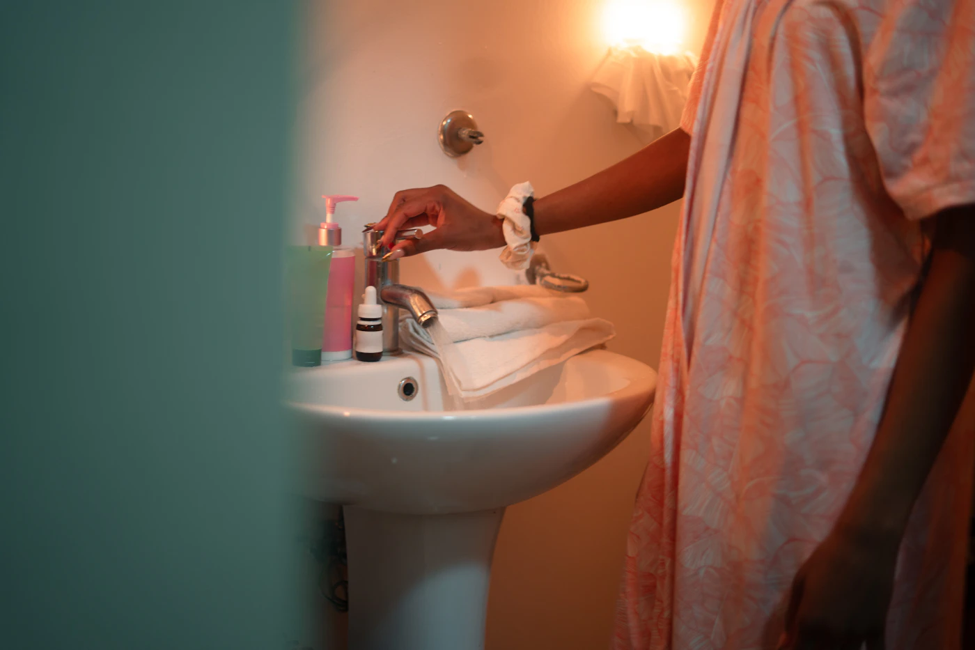 Editorial image for Common Mistakes People Make With Removing Everyday Bathroom Buildup And What To Do Instead