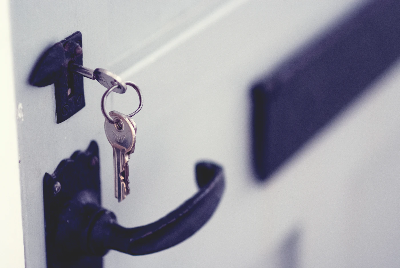 Editorial image for What To Know Before You Start Preparing A Home Before Vacation