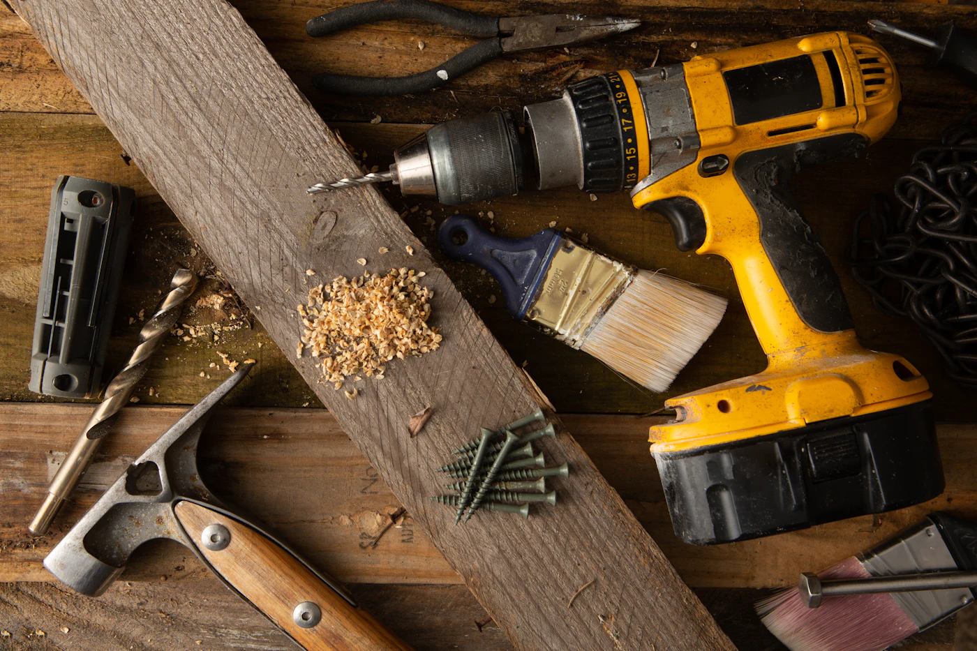 Editorial image for What To Know Before You Start Choosing Materials For A First Diy Project