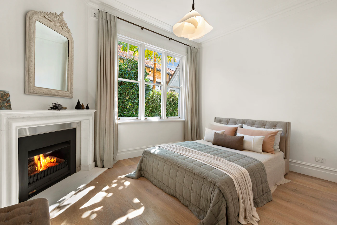 Editorial image for The Everyday Checklist That Takes The Guesswork Out Of Deep-Cleaning A Guest Room