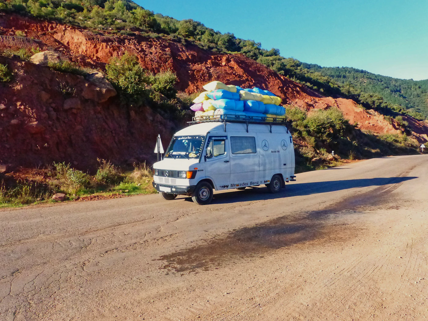 Editorial image for Common Mistakes People Make With Packing Useful Snacks For A Drive And What To Do Instead