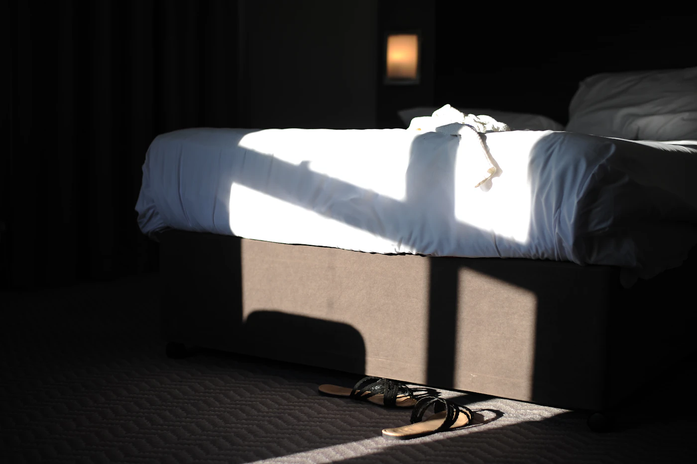 Editorial image for How To Handle Staying Organized In A Hotel Room When Space Is Limited